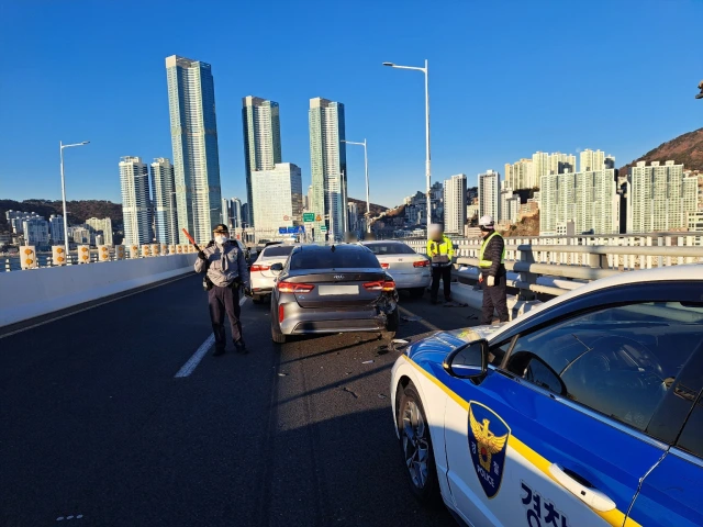 부산 남항대교 사고, 5중 추돌 사고, 부산 교통사고, 남항대교 정체